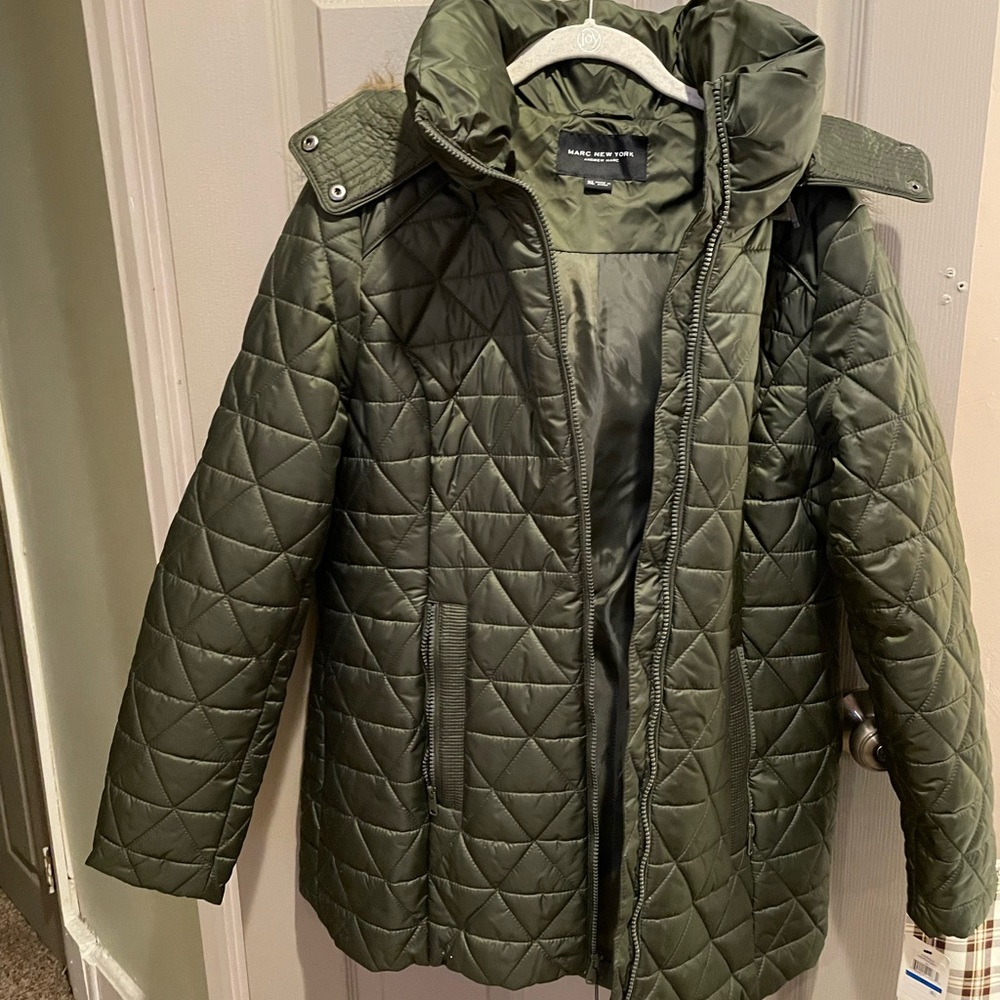 NWT Marc New York Faux Fur Trim Hood Quilted Jacket - Picture 3 of 3